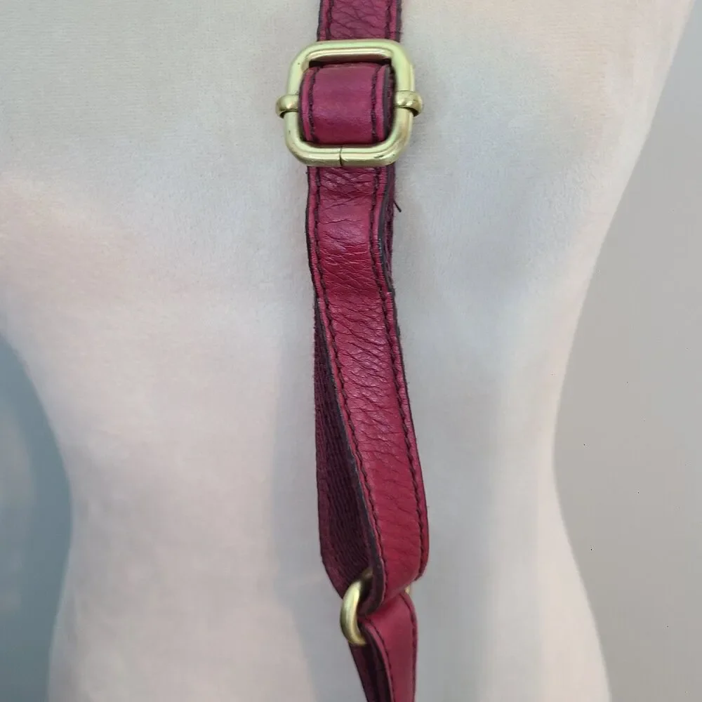 Red Fossil Mini Explorer Crossbody Messenger Purse Leather Bag Travel Normcore - Picture 8 of 9